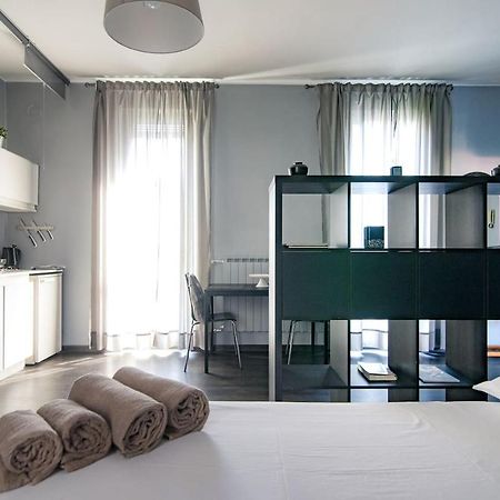 Via Mentana 32 - The House Of Travelers Appartement Como Buitenkant foto