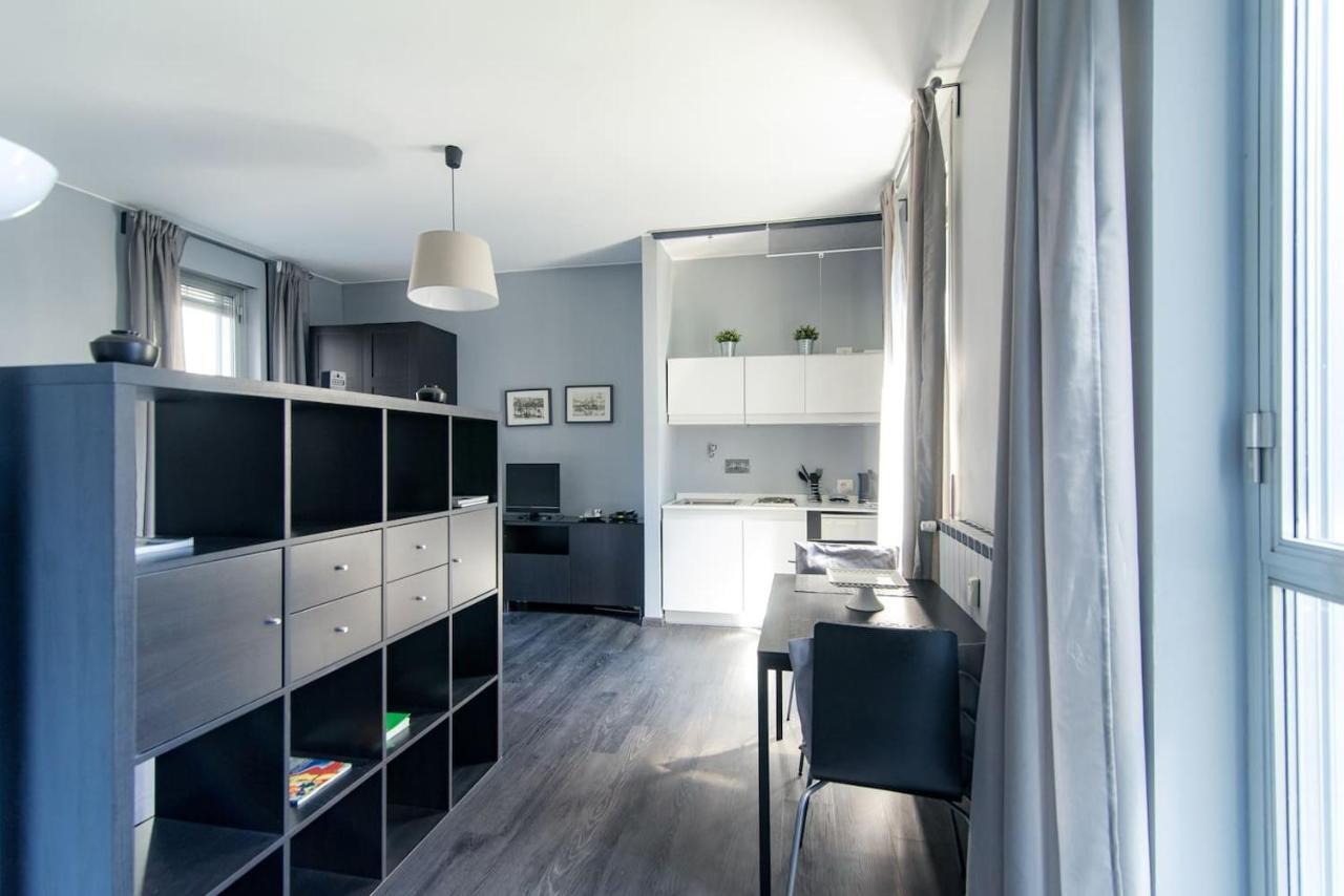 Via Mentana 32 - The House Of Travelers Appartement Como Buitenkant foto